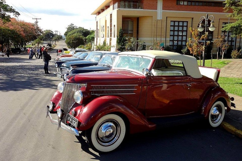 1936 Ford Roadster